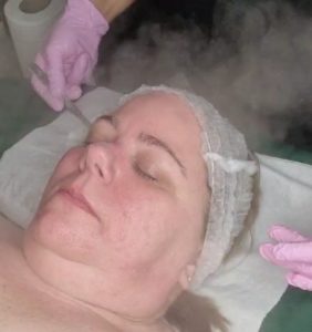 STEAM AND EXTRACTION FACIAL