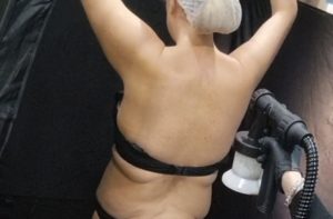 Spray tanning